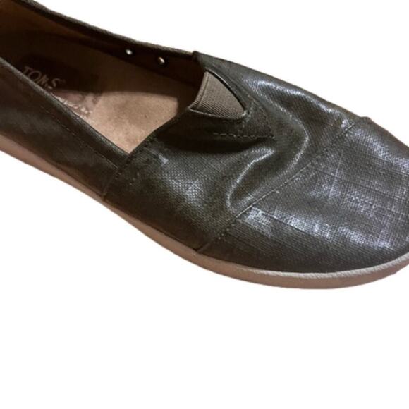 TOMS Womens 7 Avalon Olive Green
Waxed Canvas Patent Linen Slip On Loafers - Picture 3 of 13